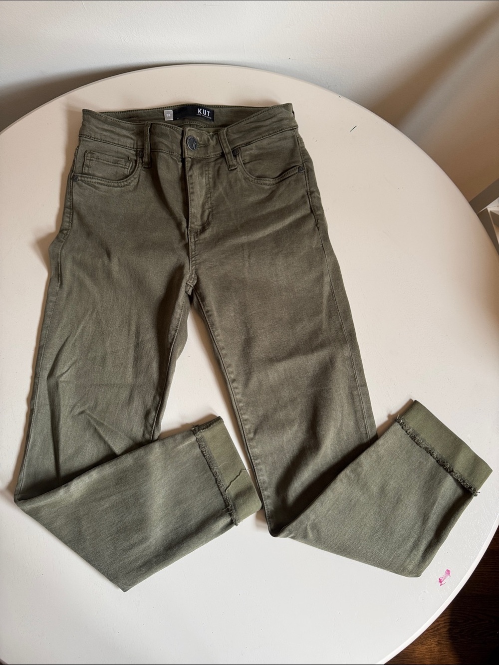 Kut from the Kloth Olive Skinny Jeans. NWOT